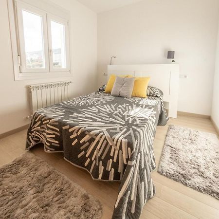 Apartamento Piso En El Puerto Con Vistas Al Mar+Wifi+ Smarttv Burela Exterior foto