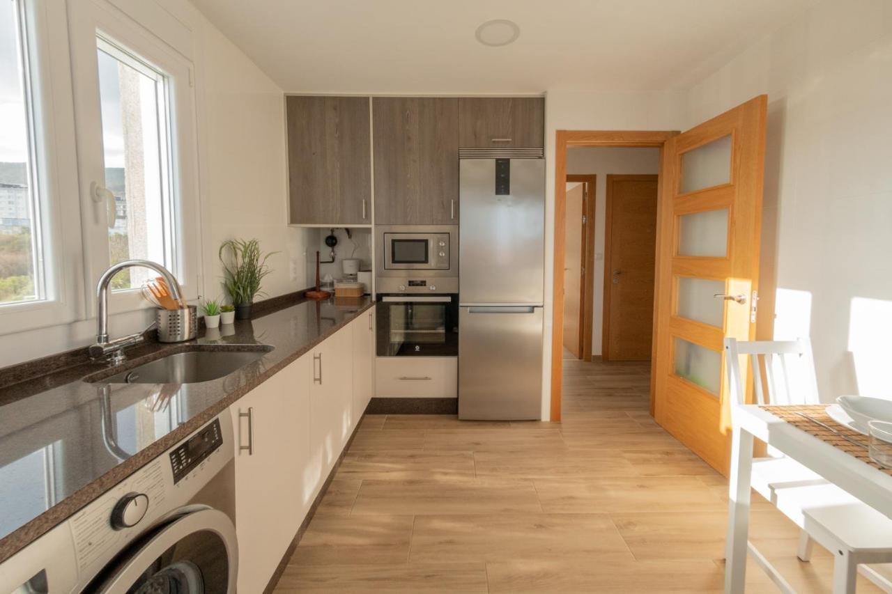 Apartamento Piso En El Puerto Con Vistas Al Mar+Wifi+ Smarttv Burela Exterior foto