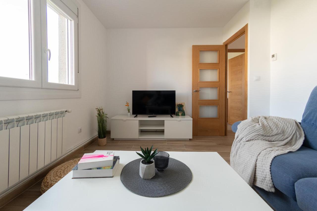 Apartamento Piso En El Puerto Con Vistas Al Mar+Wifi+ Smarttv Burela Exterior foto